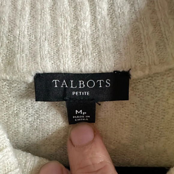Talbots Fair Isle turtleneck sweater cream tan & gray soft, petite grandmacore - Picture 4 of 9